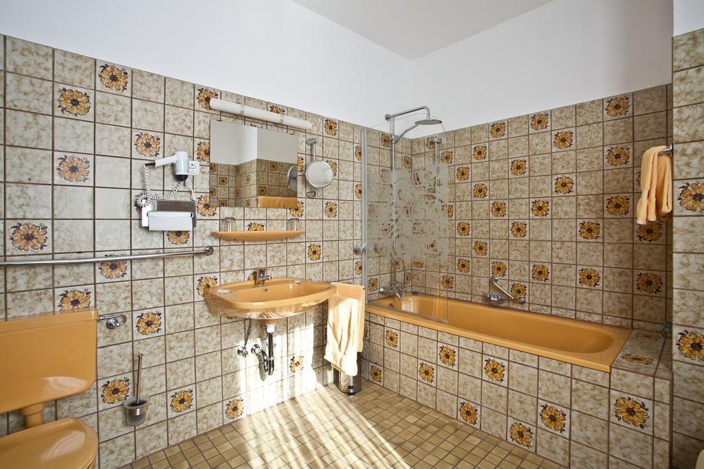Zur Kastanie Hotell Mülheim an der Ruhr Rom bilde